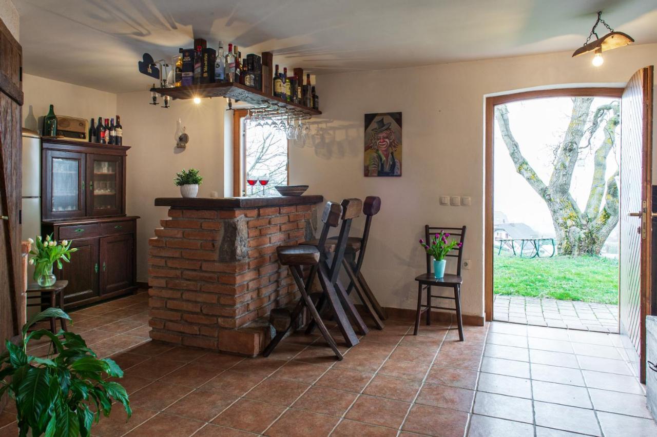 Vineyard Cottage Klemencic Novo Mesto Eksteriør billede