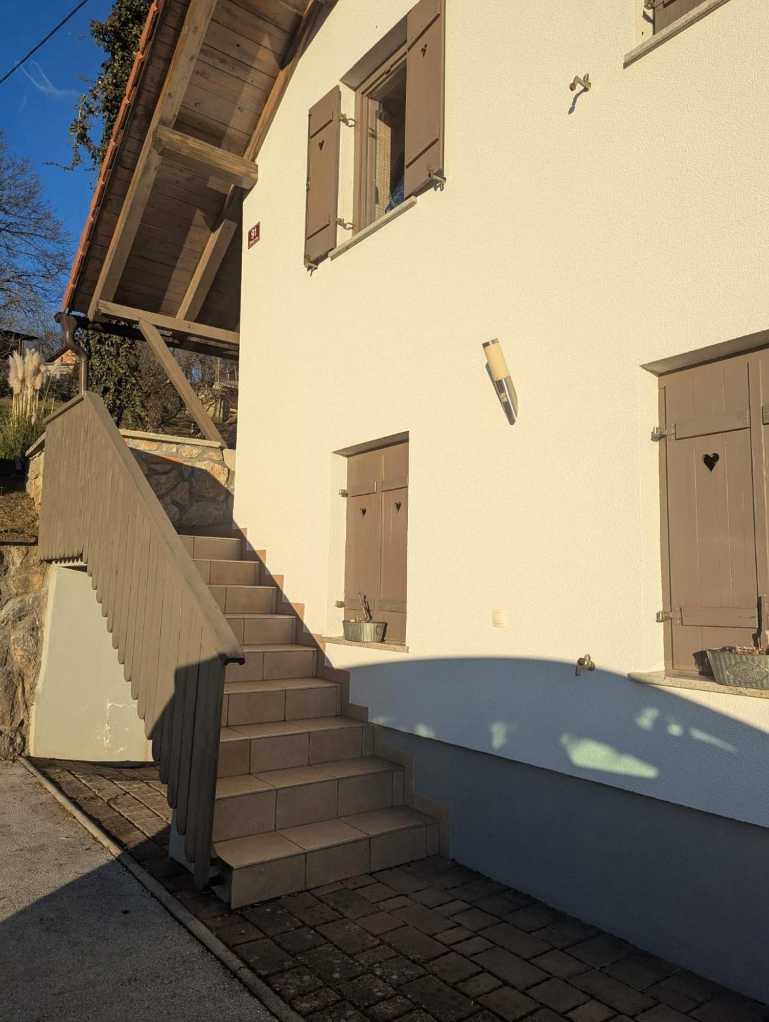 Vineyard Cottage Klemencic Novo Mesto Eksteriør billede