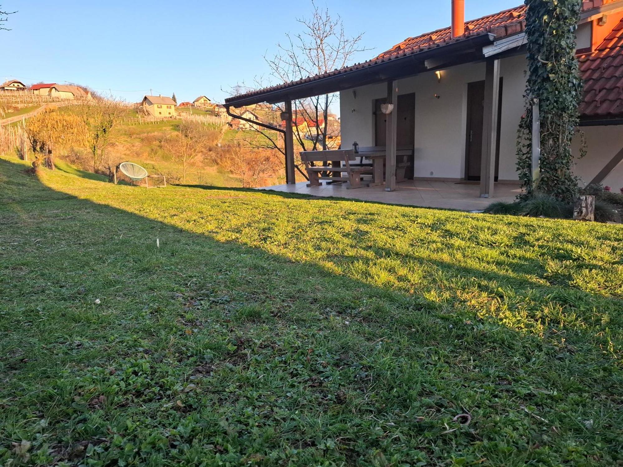 Vineyard Cottage Klemencic Novo Mesto Værelse billede